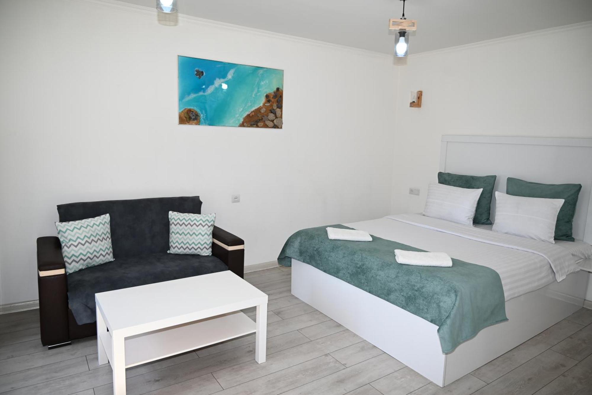 Cozy Apartment Near To The Metro H Kochar 19 Erivan Exterior foto